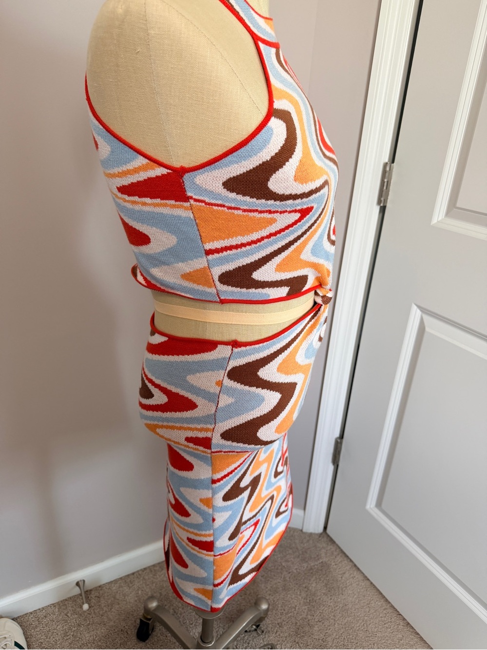 Princess Polly Coral & Cream Knit Halter Dress - Picture 4 of 6